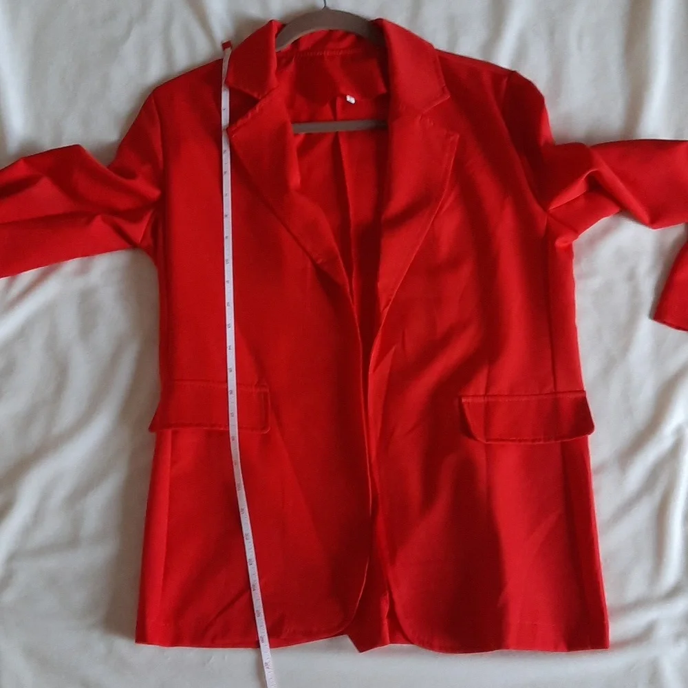 NWOT. Open front long sleeve blazer